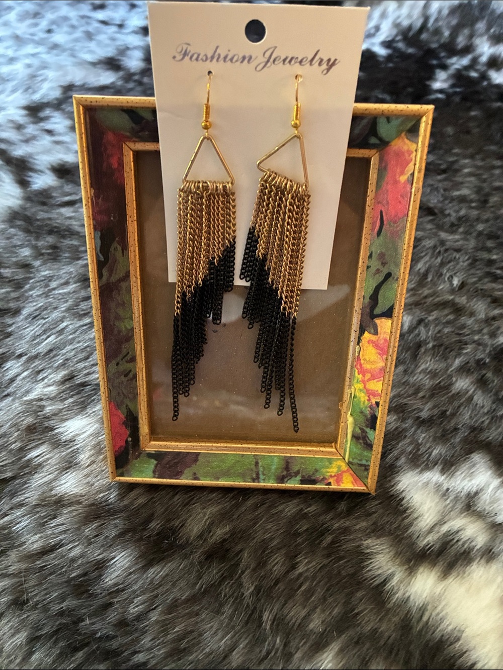 Fashion Jewelry Gold and Black Layered Chain Fringe Earrings